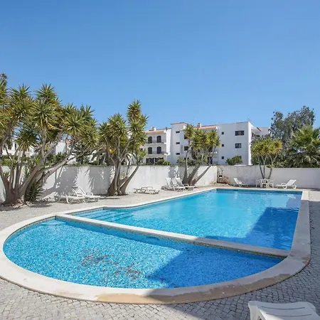 فندق Apartamento Parque Do Moinho لاغوس